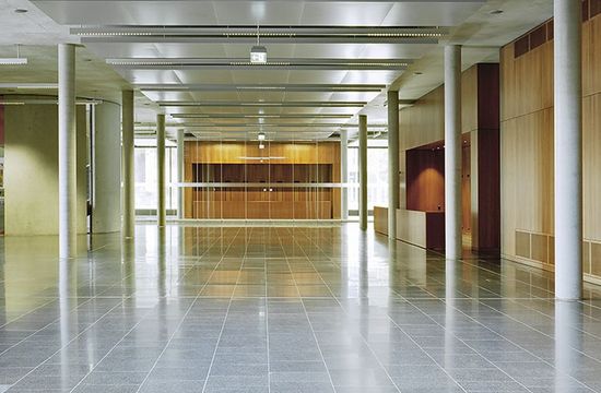 Theatersaalfoyer Garderobe